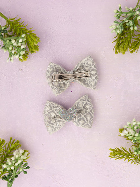 Heart Appliqued Bow Alligator Clips- Gray