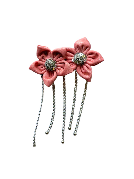Girls Two Flower Silver Center Alligator Clip- Peach