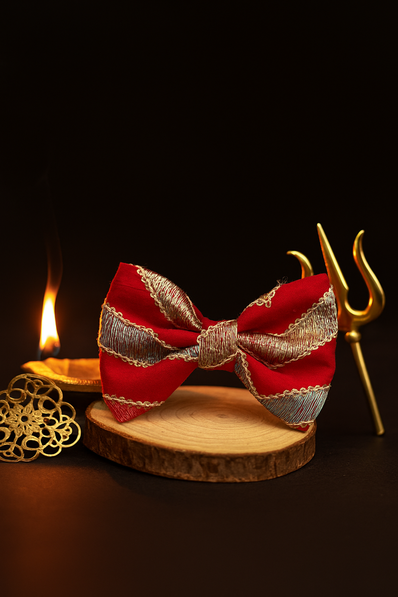 Durga Puja Sequin Bow Alligator Clip- Red