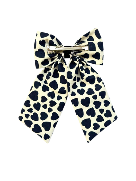 Hearts with Lace Center Bow Alligator Clip- White