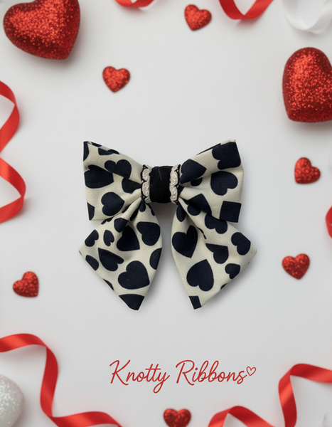 Heart Print Bow Alligator Clip- White