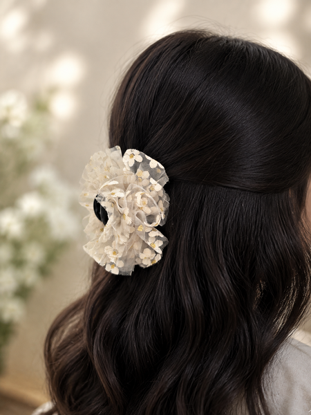 Girls Flower Claw Hair Clip- Silver White