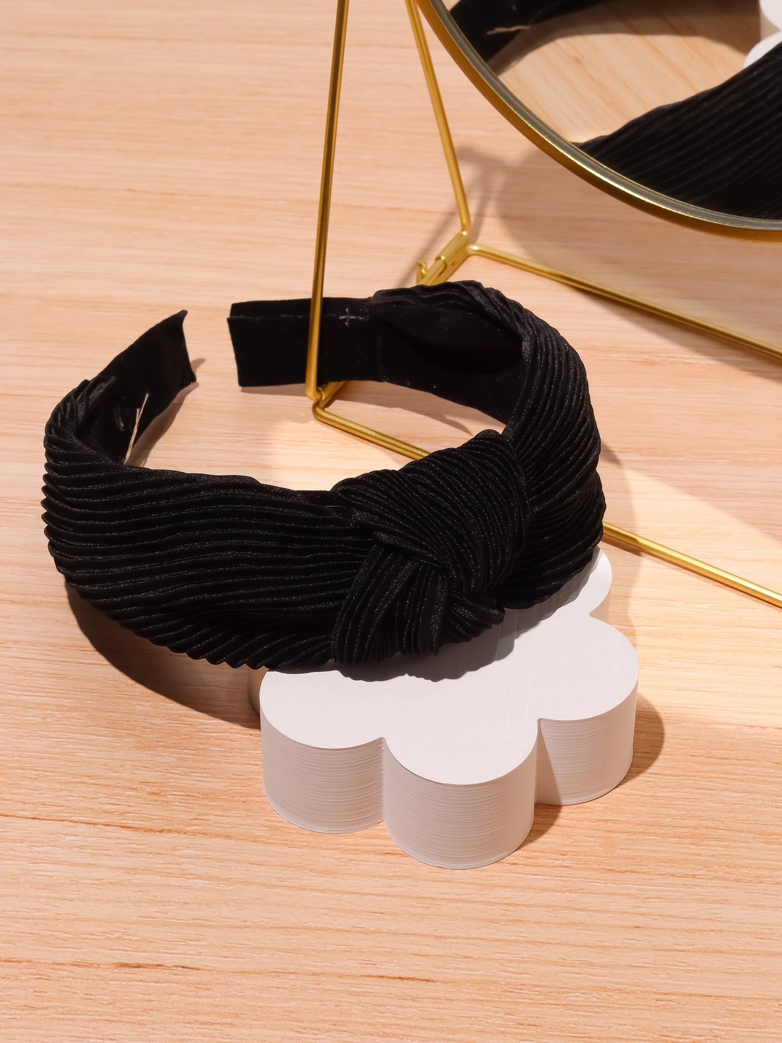 Pleated Fabric Knotted Headband- Black