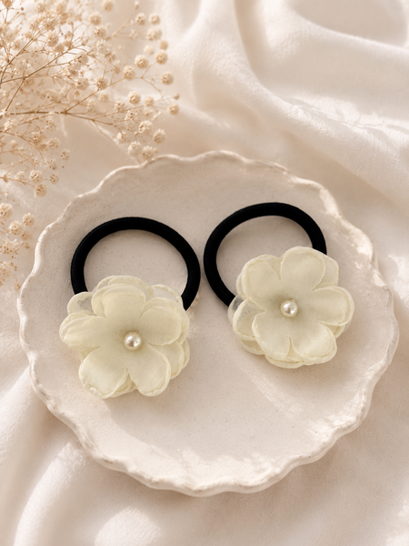 Set of 2 Pearl Flower Hair Rubber Bands- White