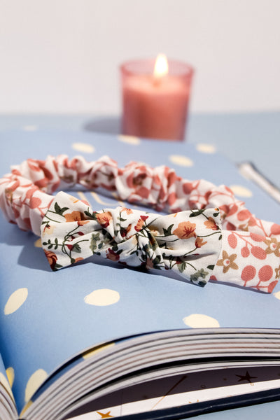 Floral Elasticated Headband- Peach & White