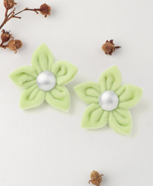 Velvet Flower Alligator Clips - Light Green