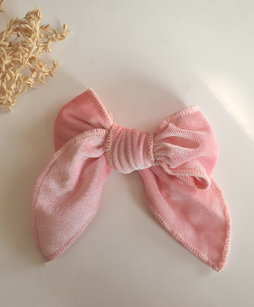 Velvet Knot Bow Alligator Hair Clip - Baby Pink