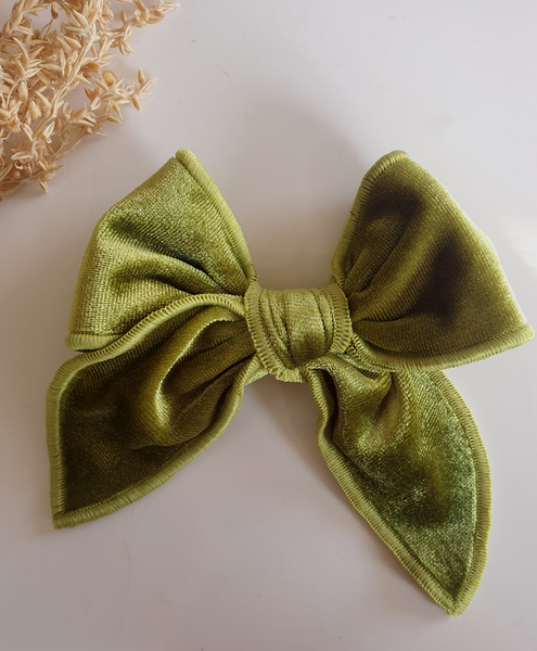 Velvet Knot Bow Alligator Hair Clip - Green